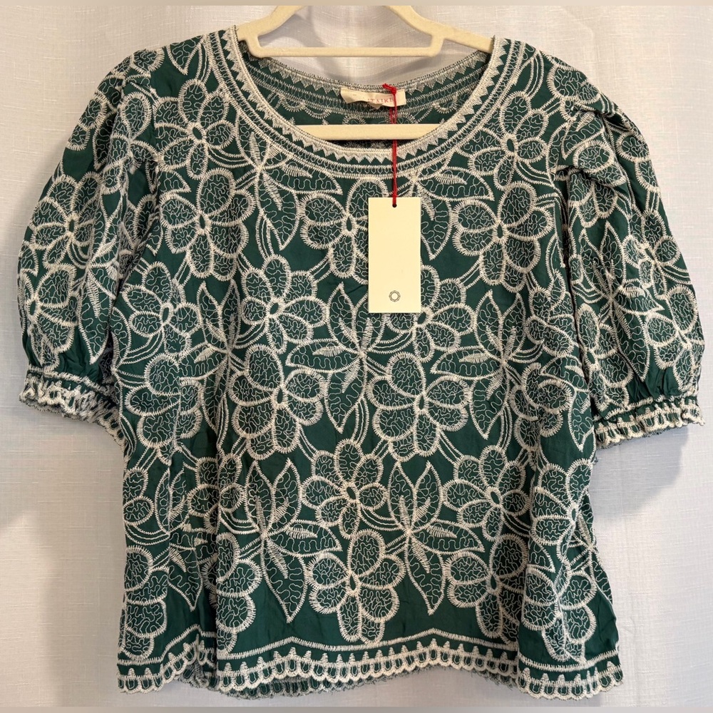 Solitaire Green Floral Embroidered Puff Sleeve Blouse Size M NWT😎